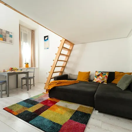 Bakats Square Premium With Ac * Budapeşte