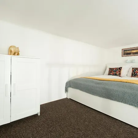 Apartmán Bakats Square Premium With Ac *
