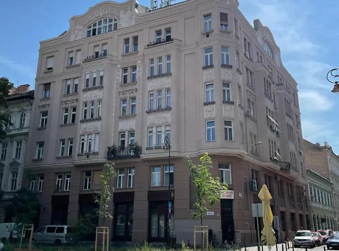 Bakats Square Premium With Ac *