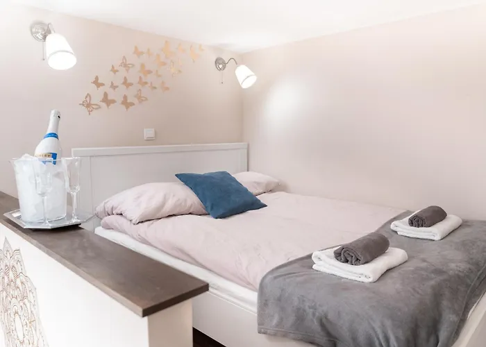 Bakats Square Premium With Ac *