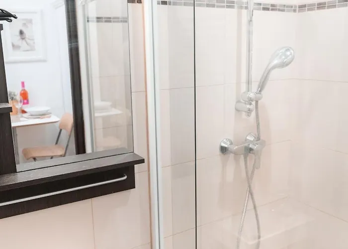 Bakats Square Premium With Ac * Budapest