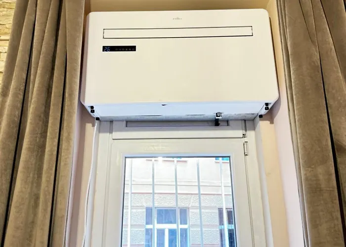 Bakats Square Premium With Ac Apartment Budapest