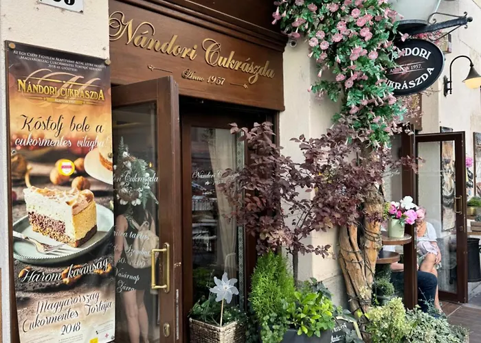 Bakats Square Premium With Ac Apartment