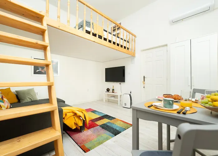 Bakats Square Premium With Ac * Budapest