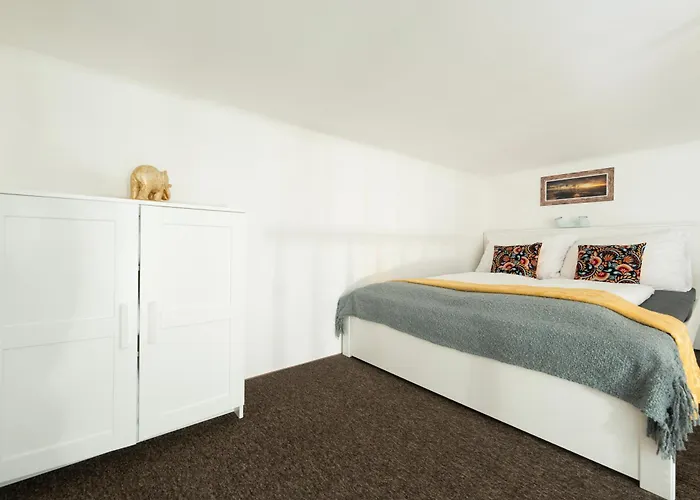 Apartment Bakats Square Premium With Ac *