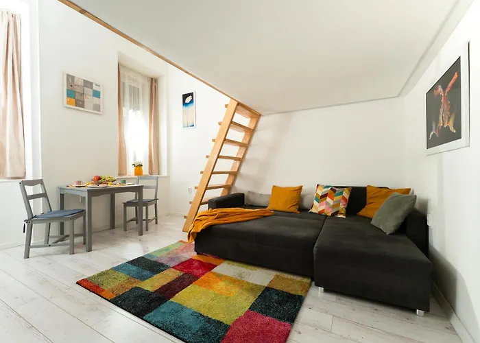 Bakats Square Premium With Ac * Budapest