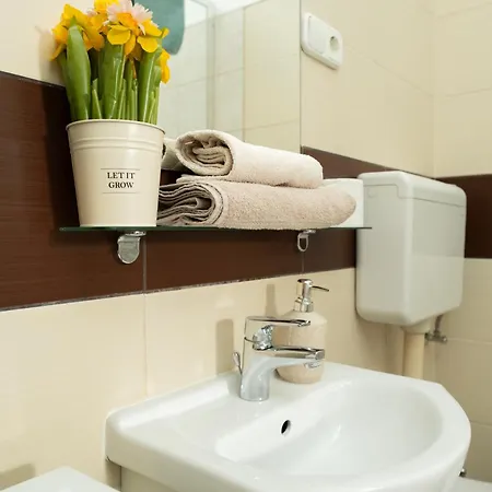 Bakats Square Premium With Ac Daire Budapeşte